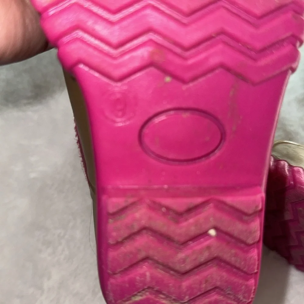 Fab kids size 9 duck boot pink, silver, and silver pink